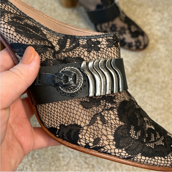 Rachel Comey Black Lace Vermillion Western Concho Buckle Mules - Picture 7 of 7